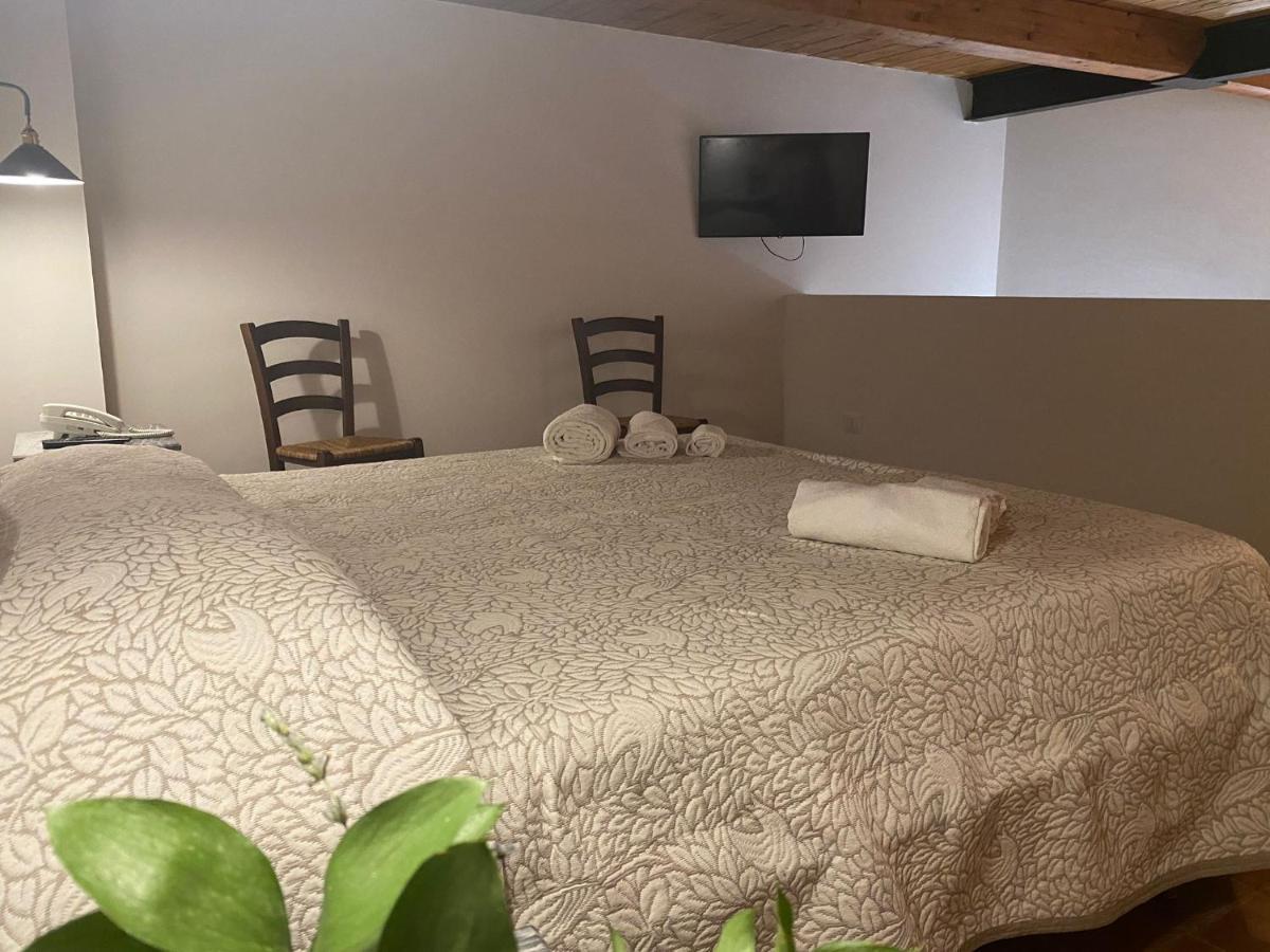 Agriturismo Feudo Tudia Landro ภายนอก รูปภาพ