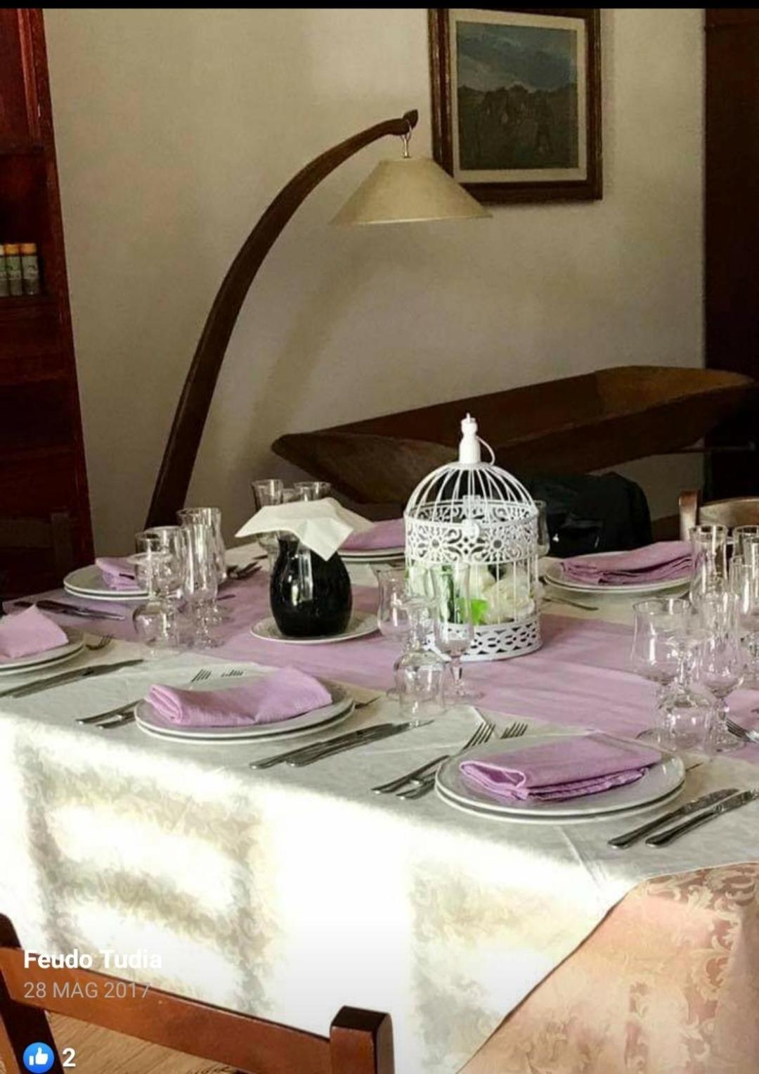 Agriturismo Feudo Tudia Landro ภายนอก รูปภาพ